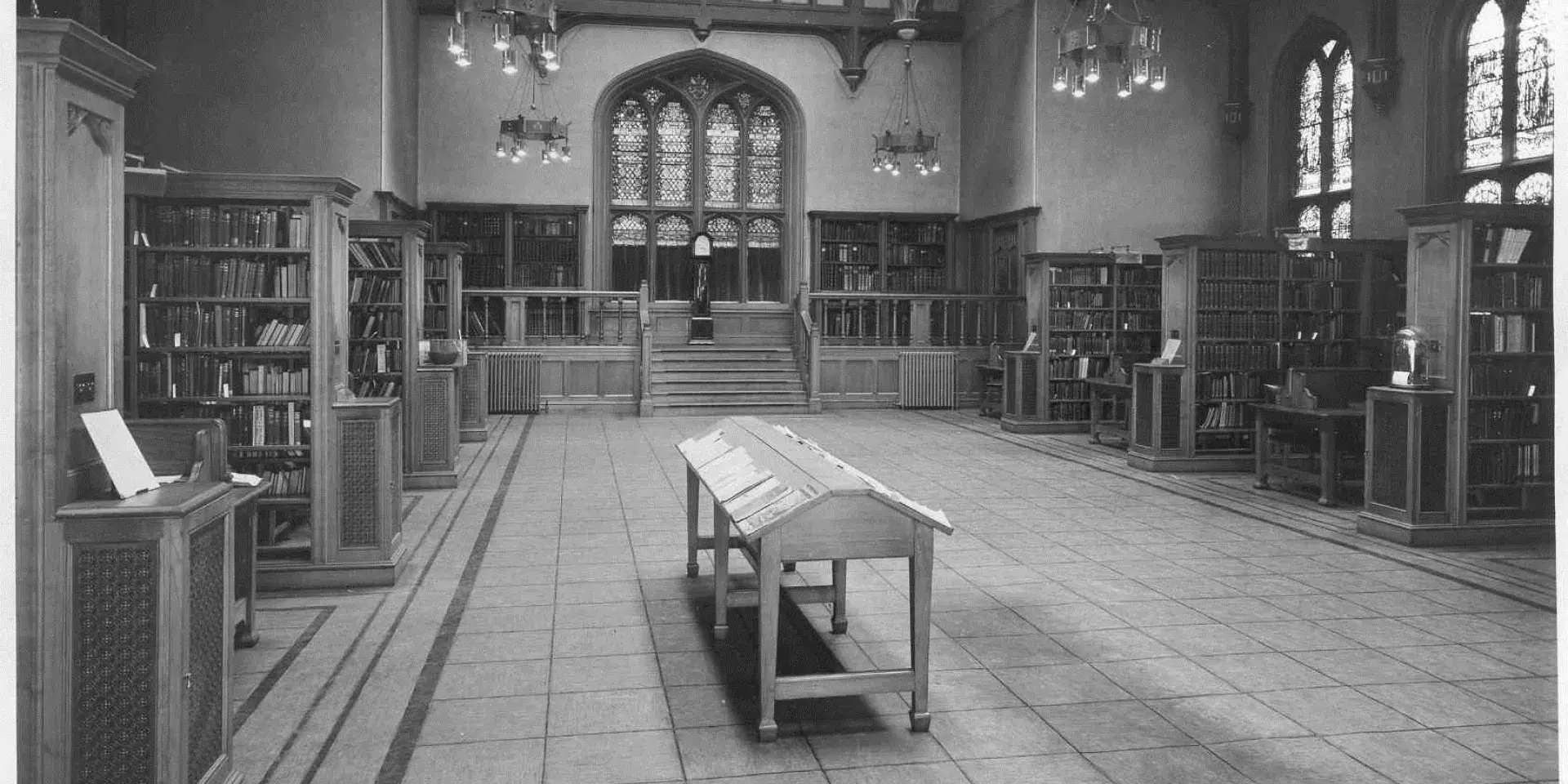 New College Library Main Hall pictured in 1946